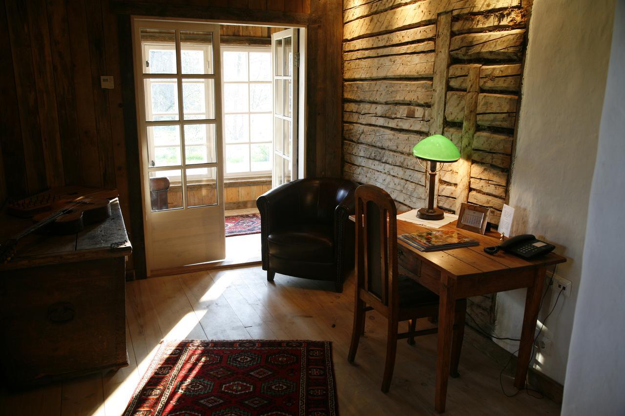 Paedaste Manor Quarto foto
